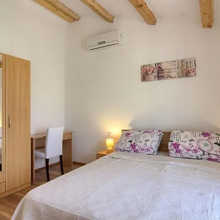 Seve With Private Pool, 4km Beach *