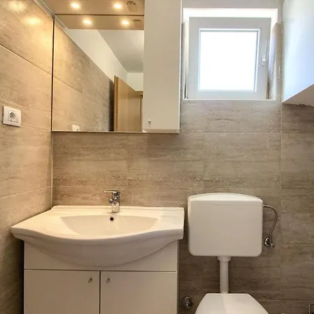 Seve With Private Pool, 4km Beach מדולין